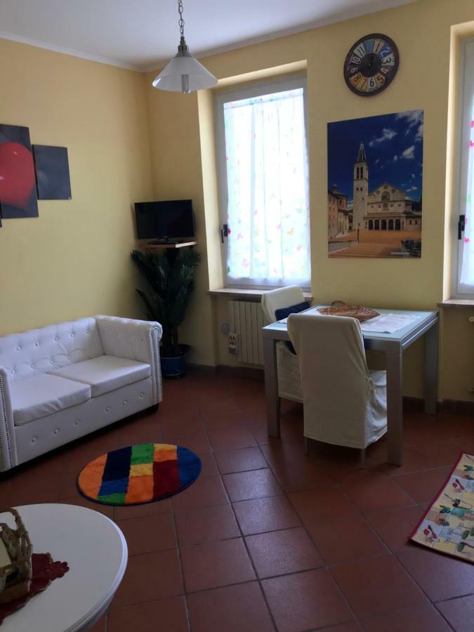 Centralhouse Spoleto Esterno foto