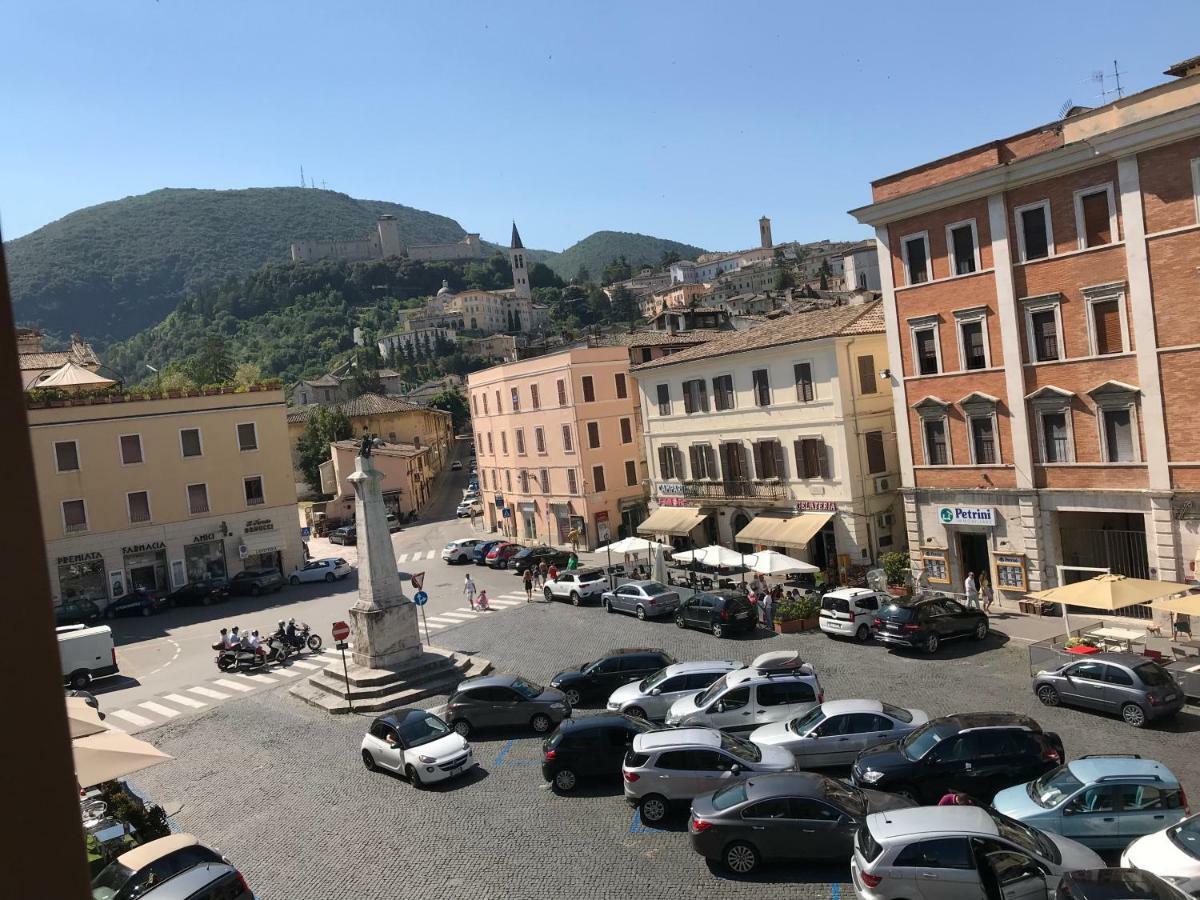 Centralhouse Spoleto Esterno foto